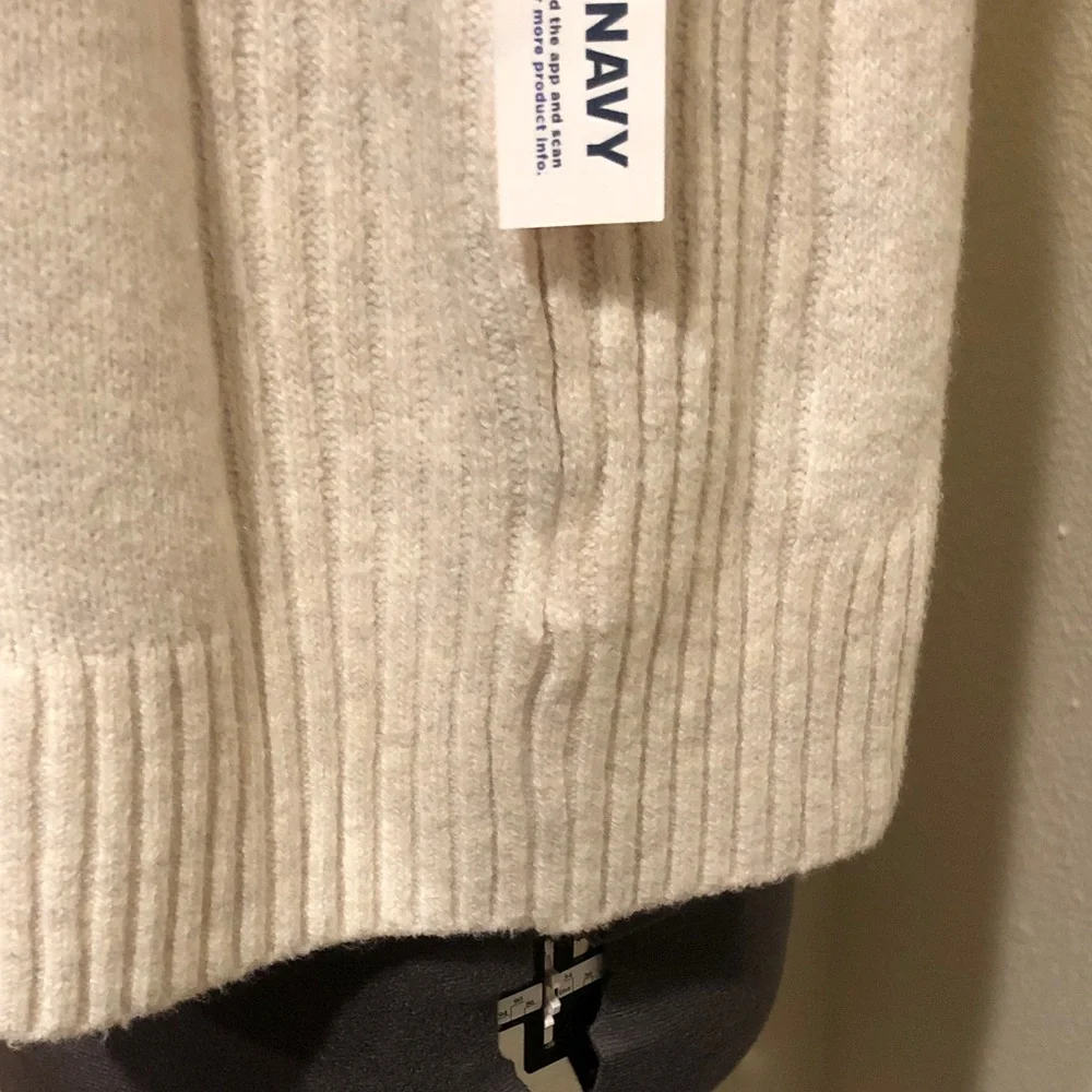 Old Navy Cozy Sosoft Crewneck Women's Sweater in Cream - Picture 9 of 13